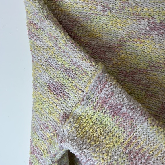 POL Chunky Knit V-Neck Oversized Distressed Sweater Size Large - Picture 14 of 16